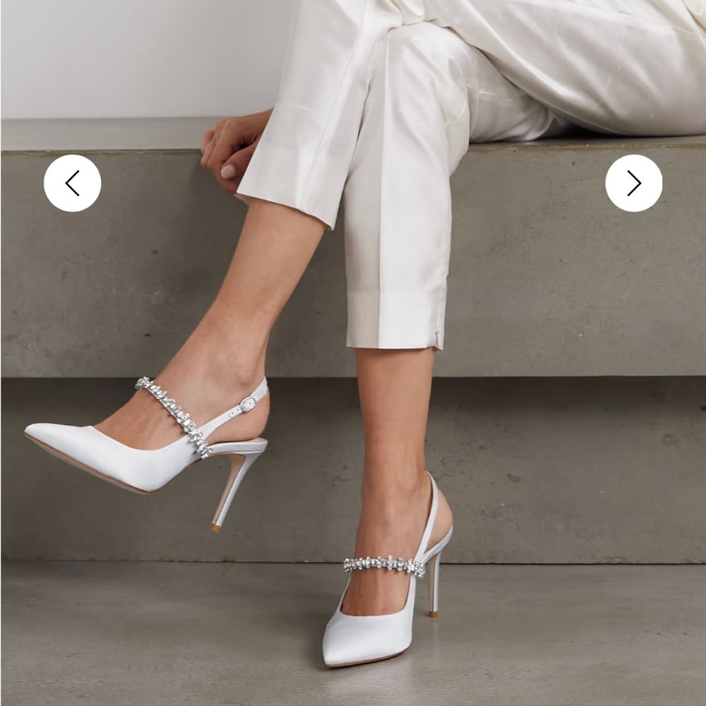 Porte & paire Crystal-embellished satin-twill slingback pumps